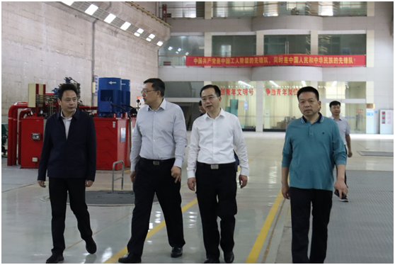 省國資委黨委委員、副主任毛育新帶隊赴湖南發(fā)展株洲航電分公司開展安全生產(chǎn)督查